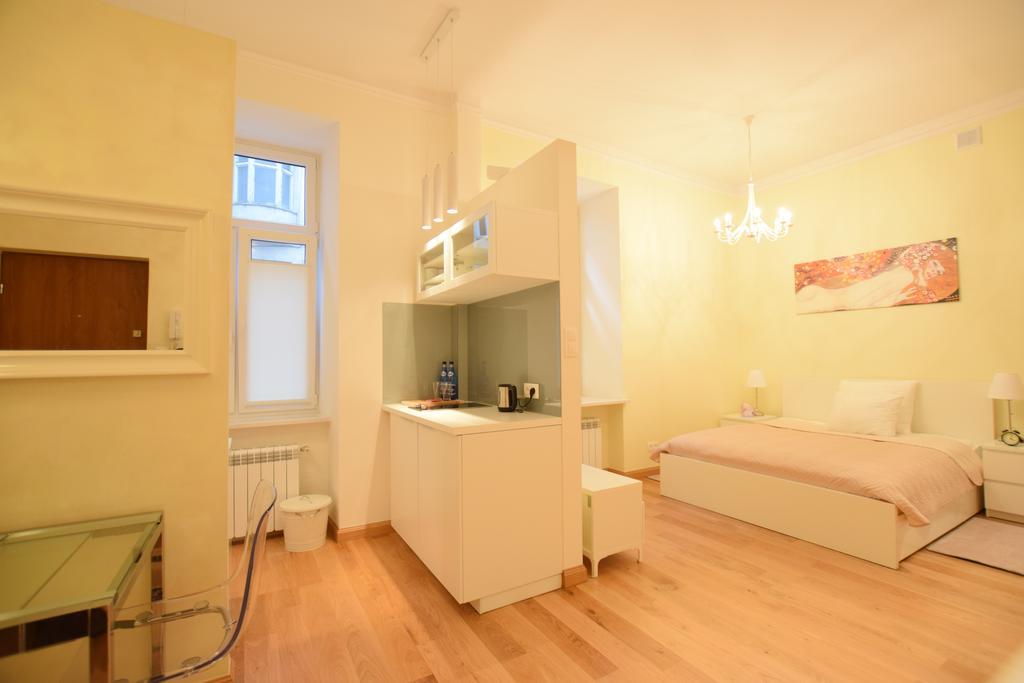 Elegant Apartment Foksal وارسو المظهر الخارجي الصورة