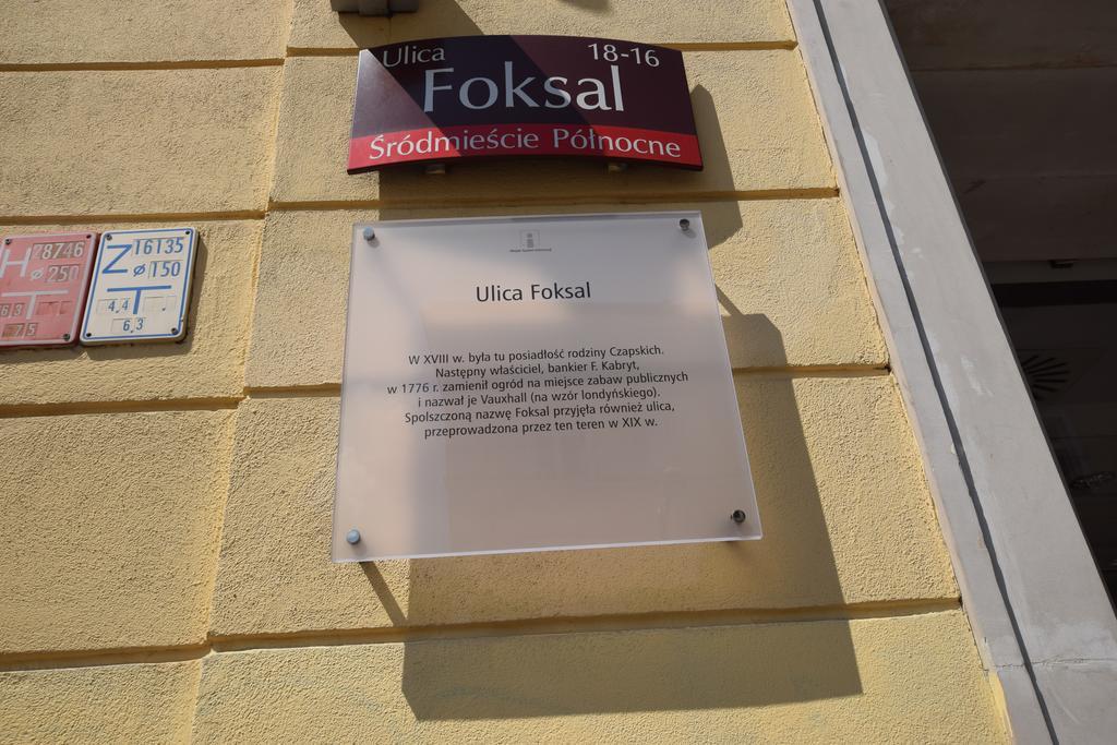 Elegant Apartment Foksal وارسو المظهر الخارجي الصورة
