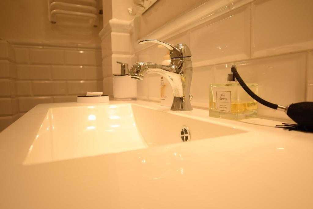 Elegant Apartment Foksal وارسو المظهر الخارجي الصورة